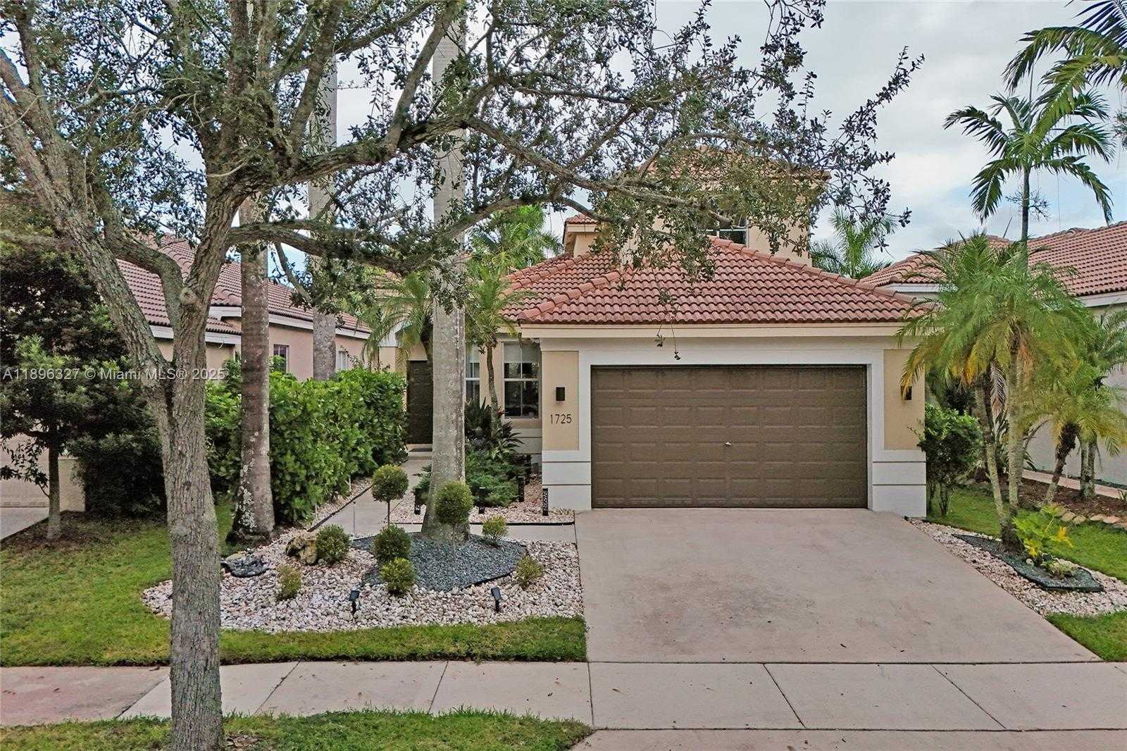 Small Image of 1725 WINTERBERRY LN #1725, Weston Number 71