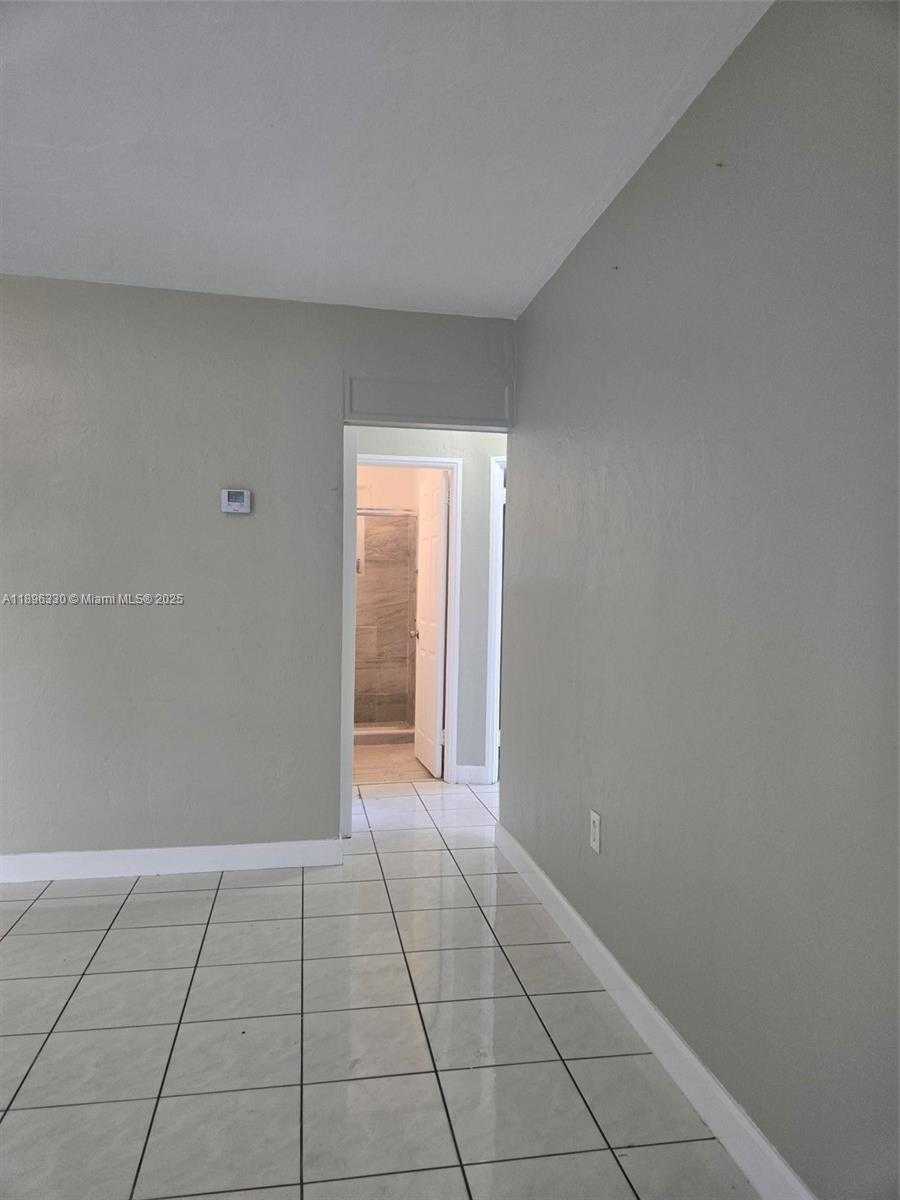 Small Image of 741 EAST 8TH ST, Hialeah Number 5
