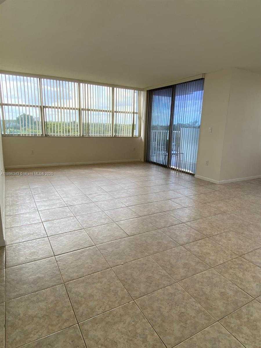 Small Image of 1200 Miami Gardens Dr, Miami, FL 33179, USA Number 21