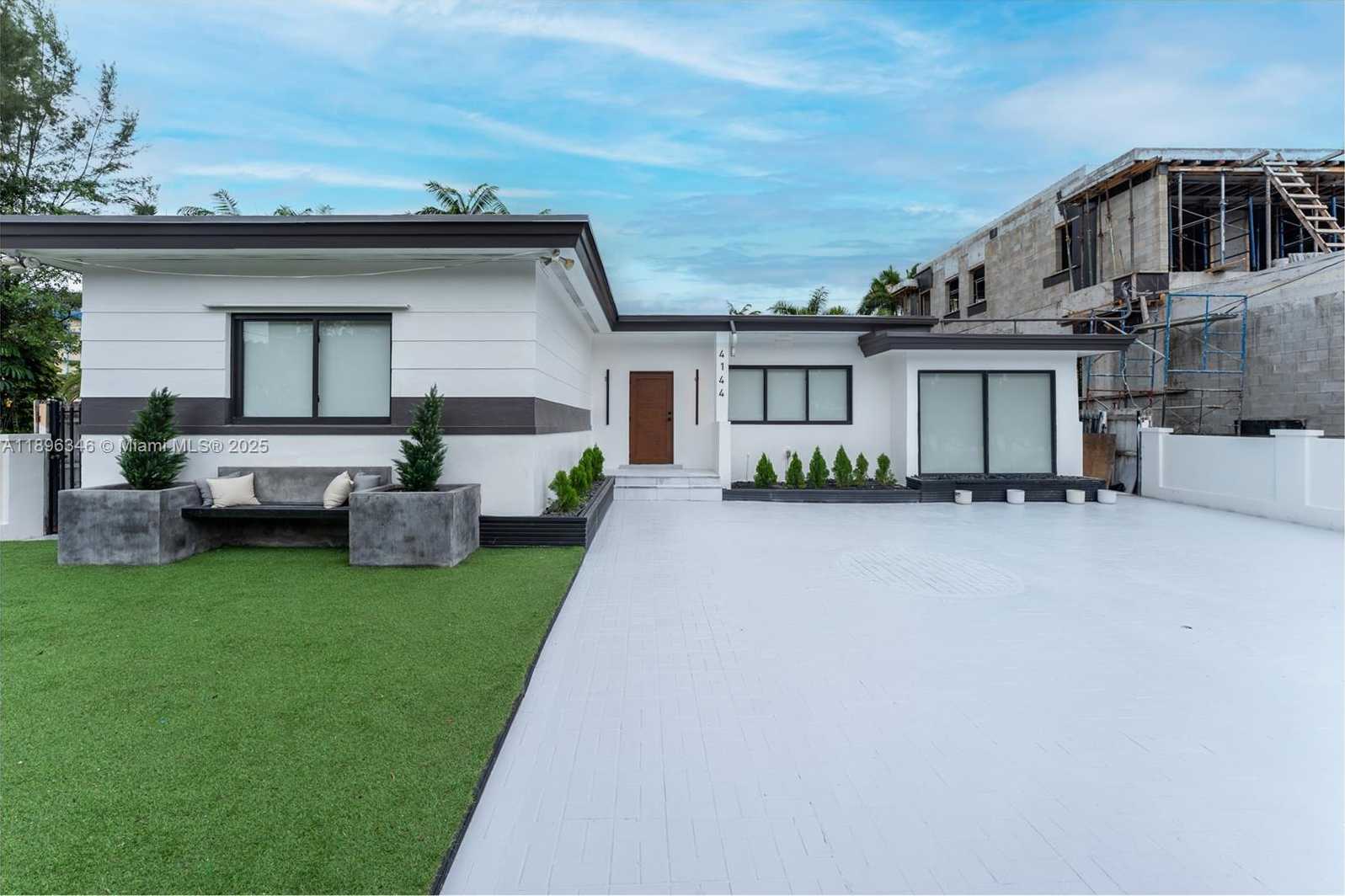 Small Image of 4144 ALTON RD #4144, Miami Beach Number 4