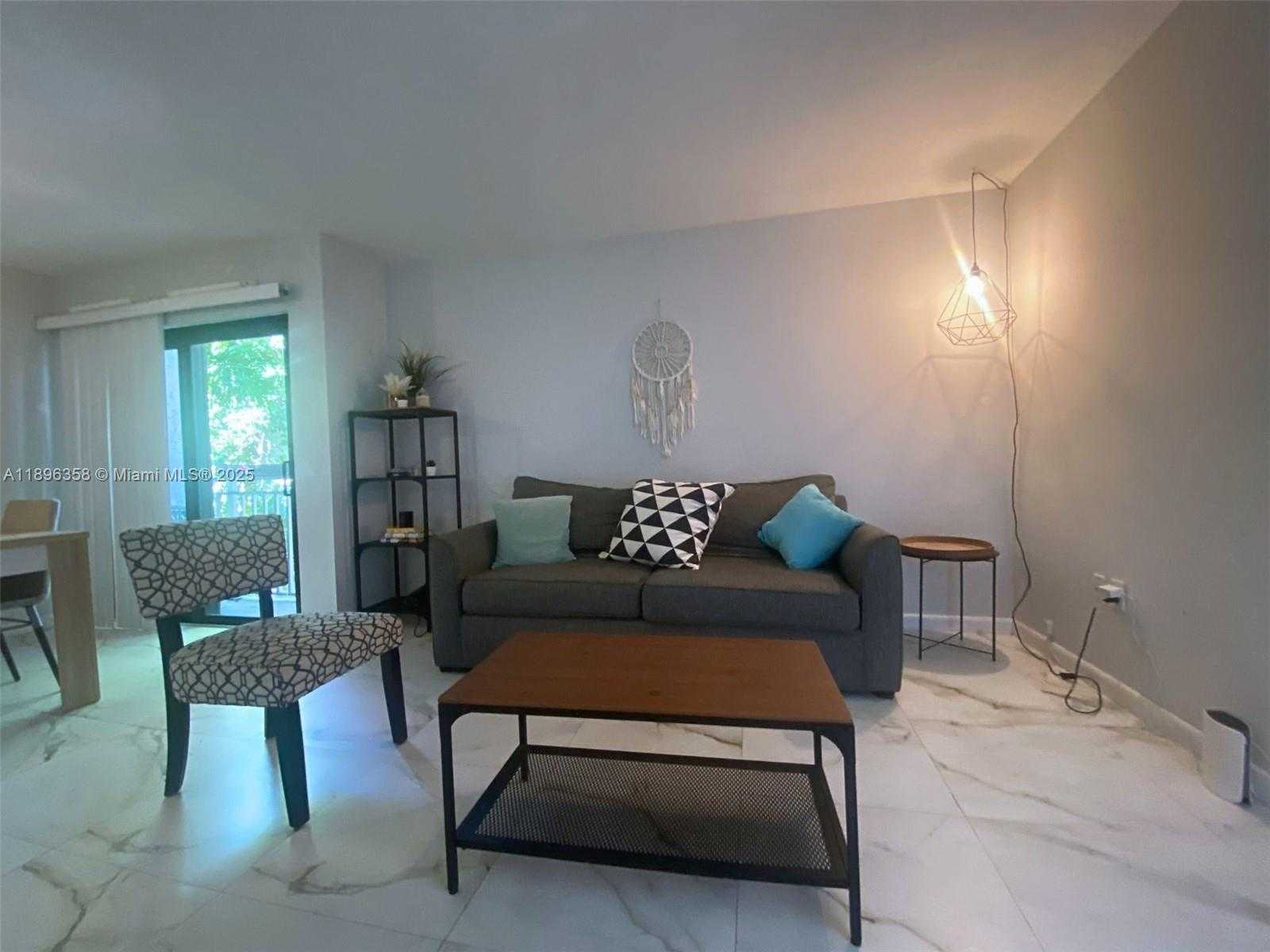 Small Image of 753 MICHIGAN AVE #2A, Miami Beach Number 11