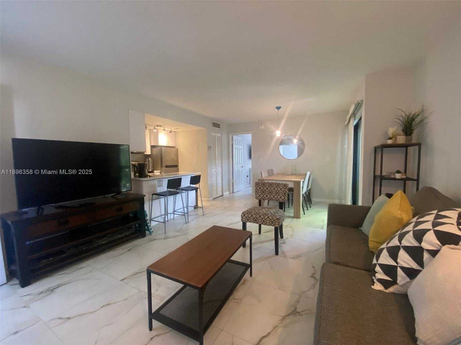 Small Image of 753 MICHIGAN AVE #2A, Miami Beach Number 13