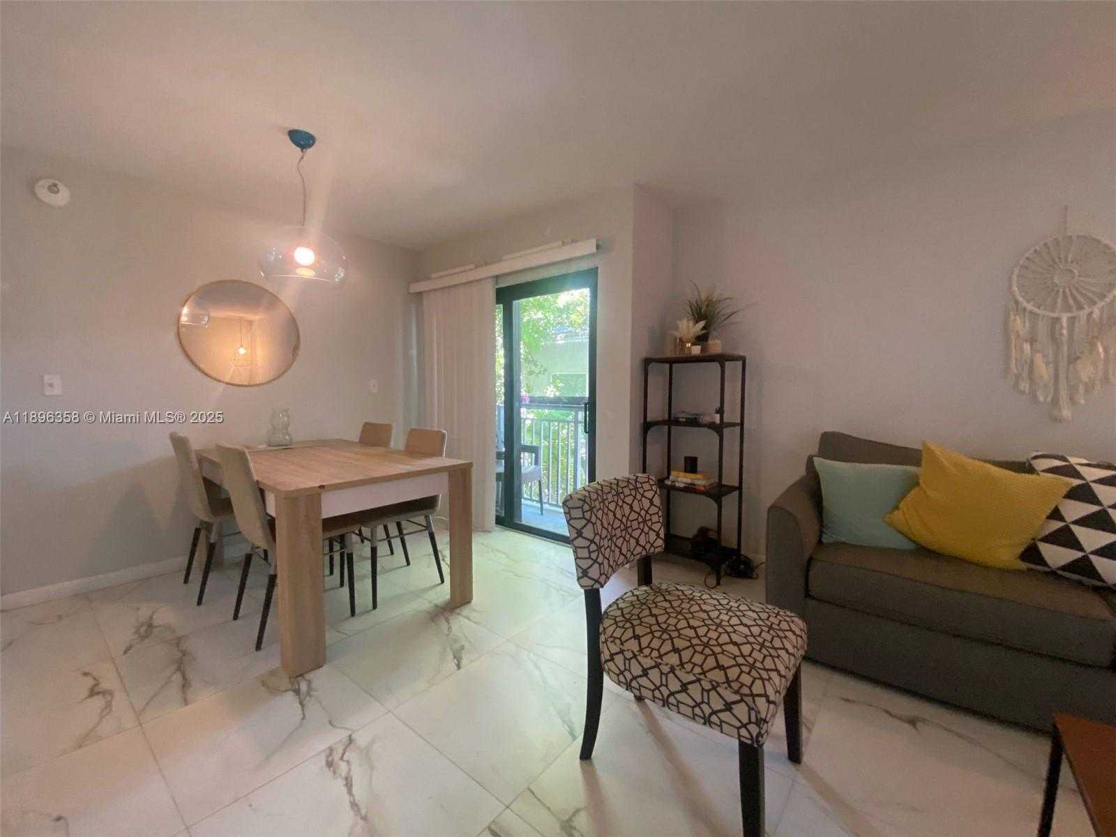 Small Image of 753 MICHIGAN AVE #2A, Miami Beach Number 15