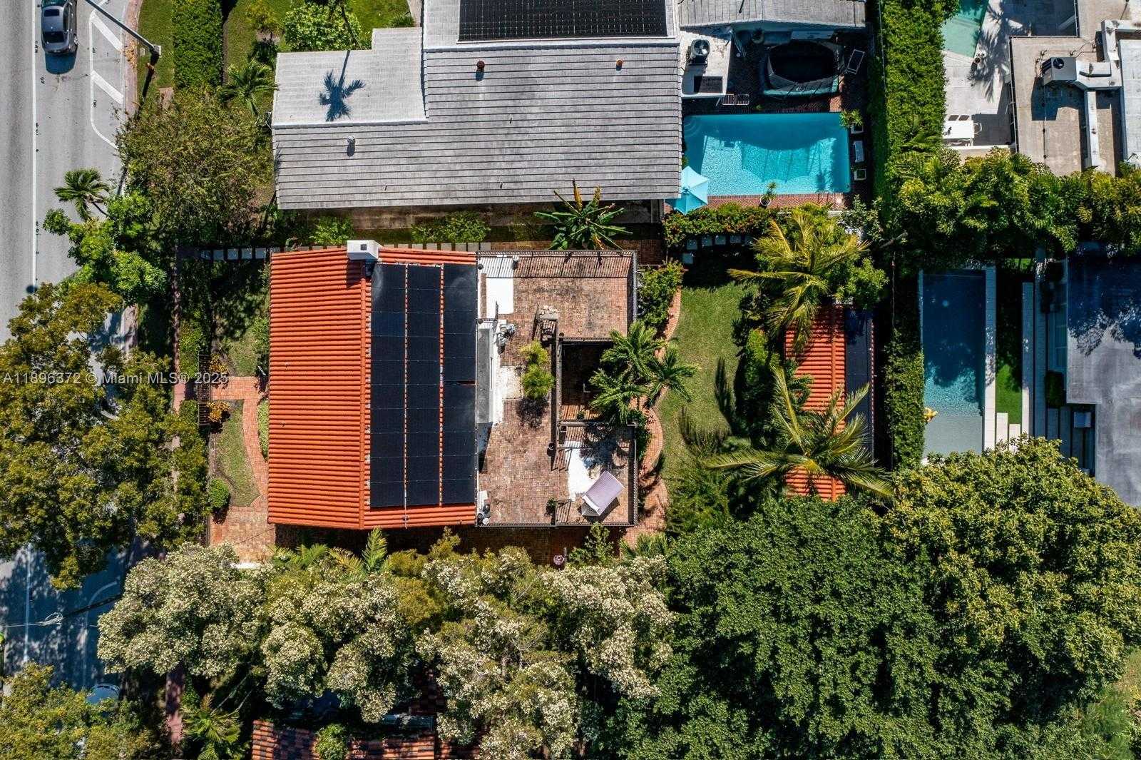 Small Image of 5808 ALTON RD, Miami Beach Number 35