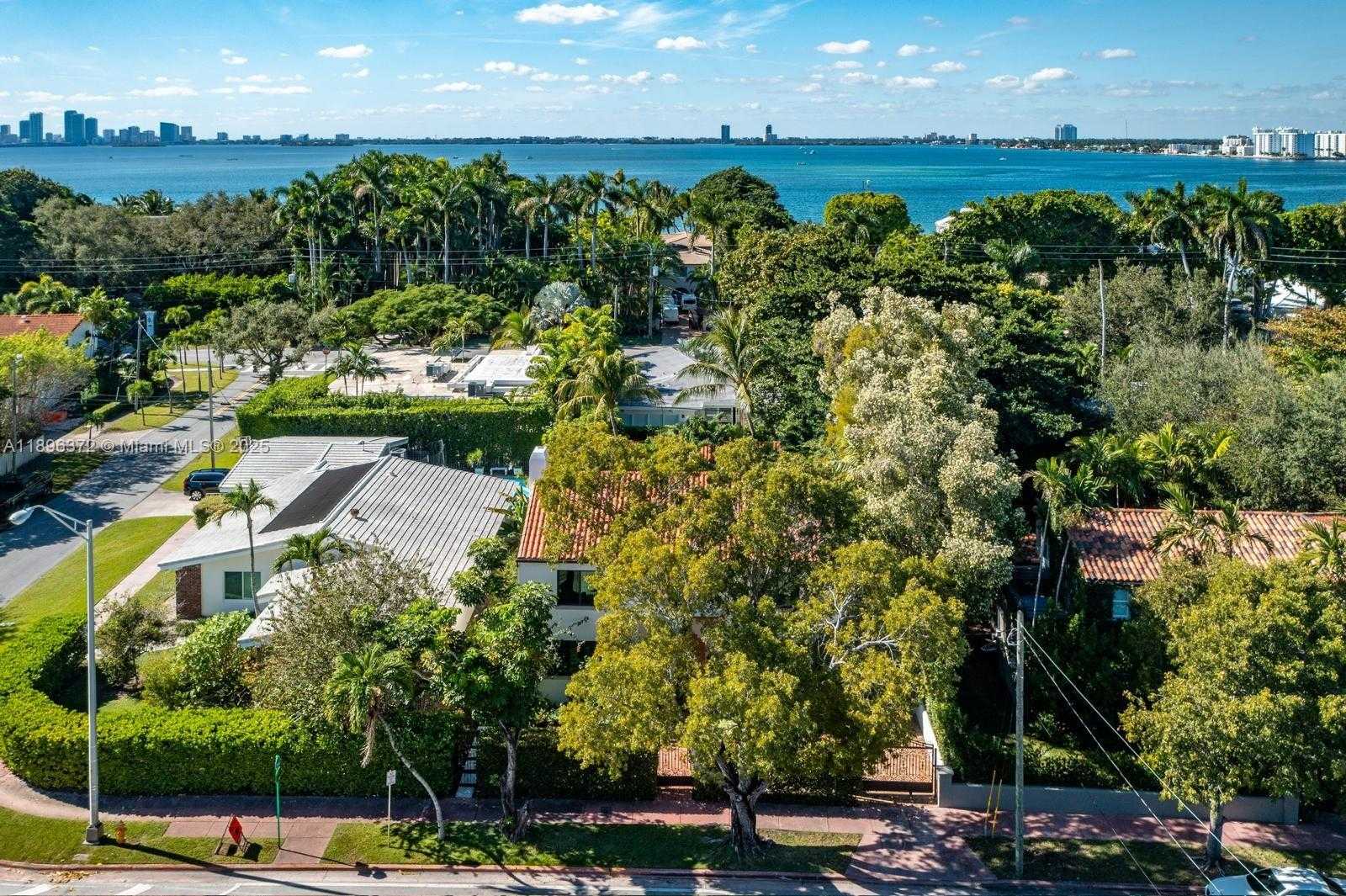 Small Image of 5808 ALTON RD, Miami Beach Number 36