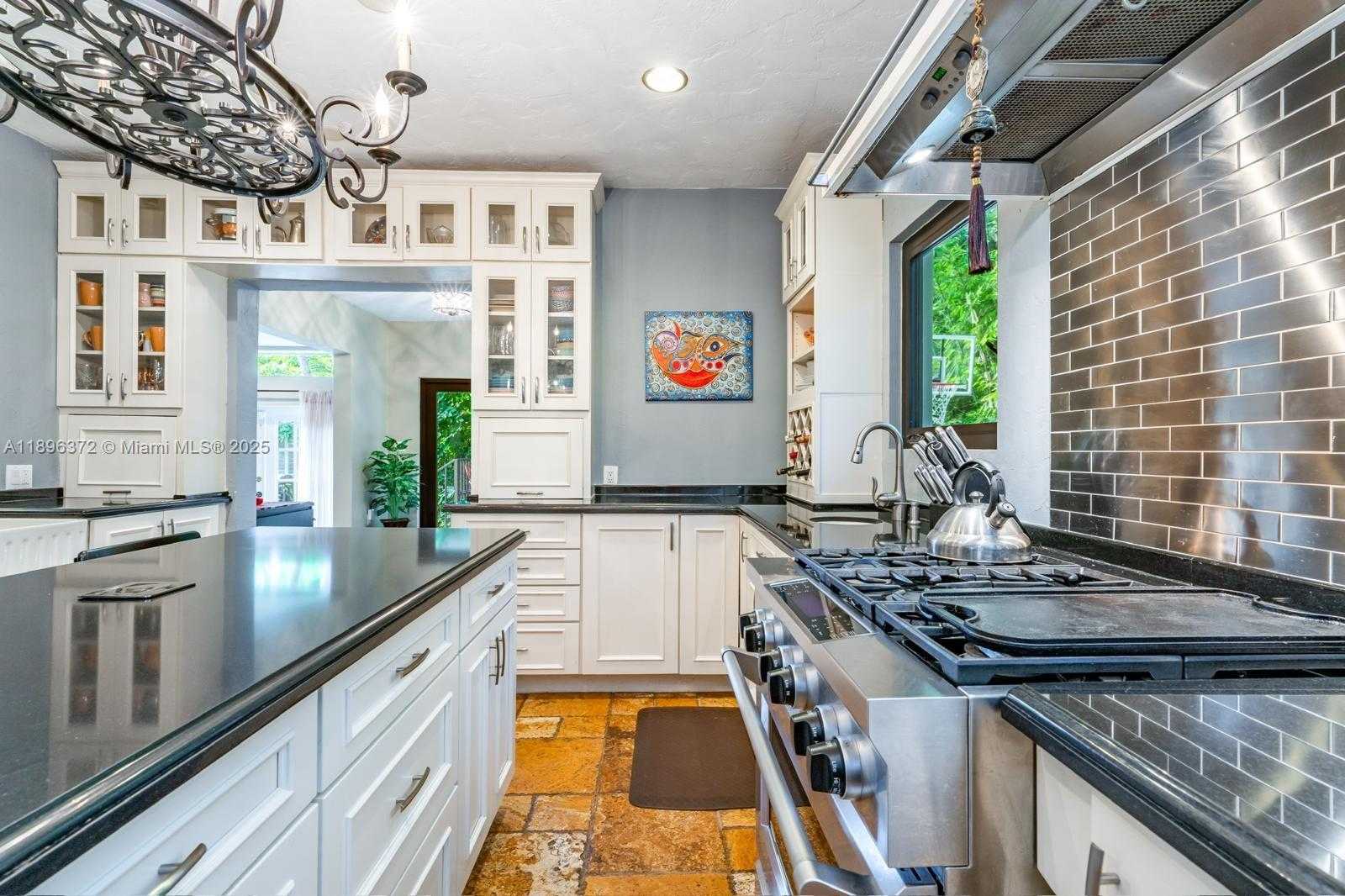 Small Image of 5808 ALTON RD, Miami Beach Number 5