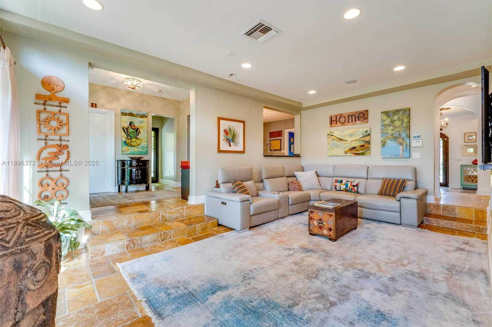 Small Image of 5808 ALTON RD, Miami Beach Number 7