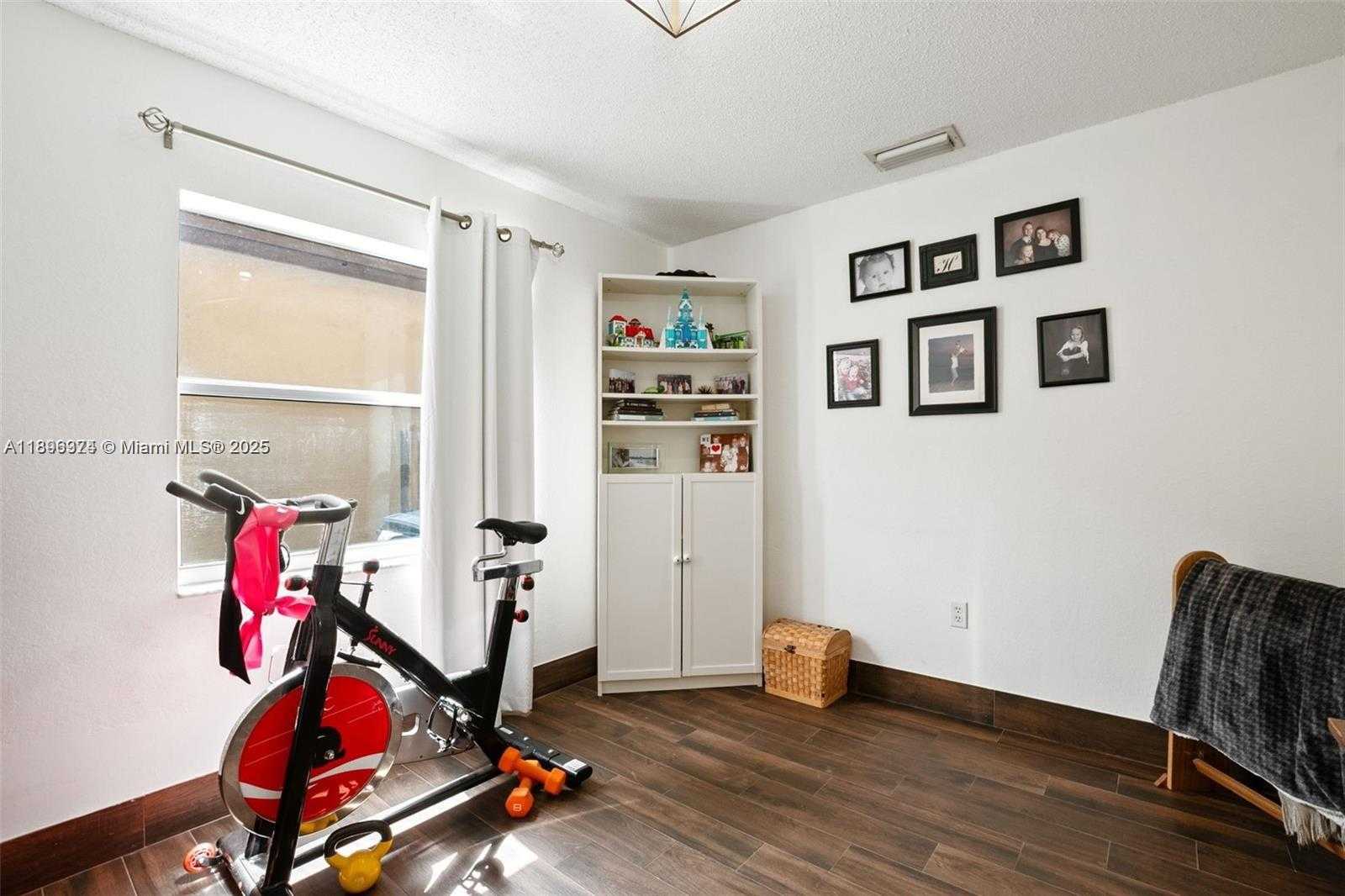 Small Image of 11341 NORTH WEST 52ND LN, Doral Number 12