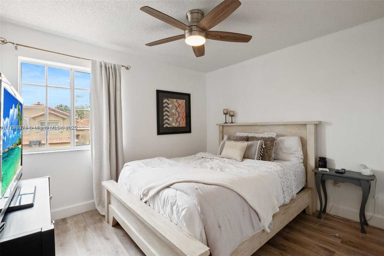 Small Image of 11341 NORTH WEST 52ND LN, Doral Number 20