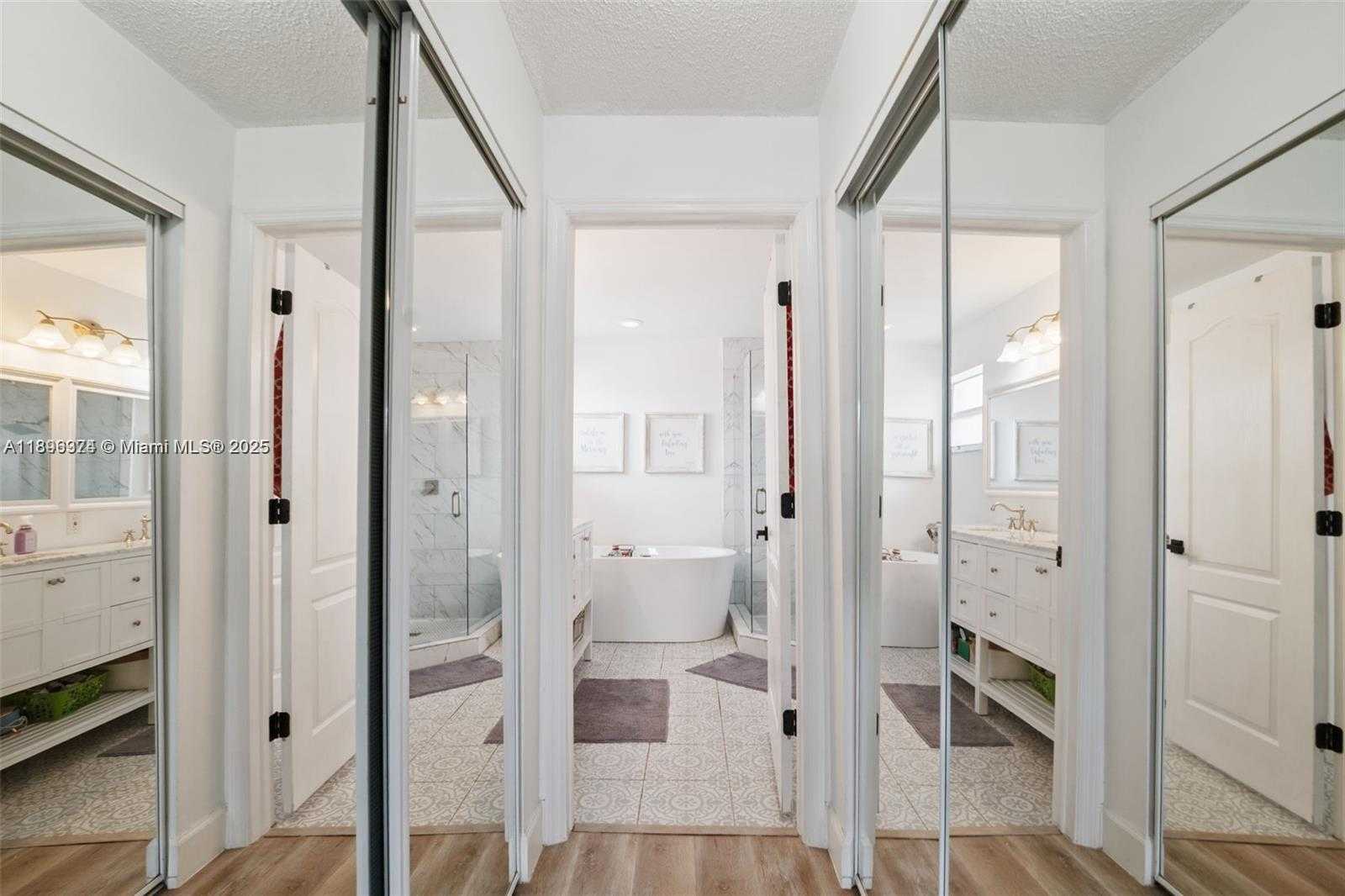 Small Image of 11341 NORTH WEST 52ND LN, Doral Number 25