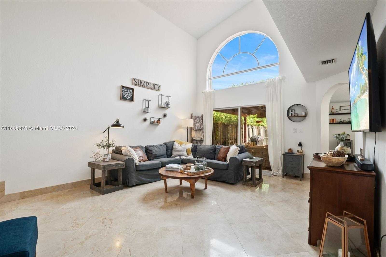 Small Image of 11341 NORTH WEST 52ND LN, Doral Number 4