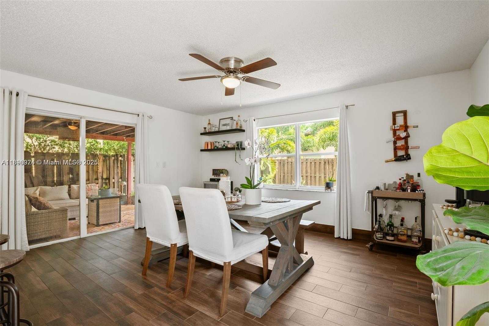 Small Image of 11341 NORTH WEST 52ND LN, Doral Number 7