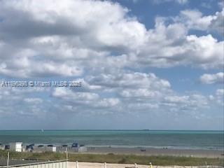 Small Image of 345 OCEAN DR #320, Miami Beach Number 16