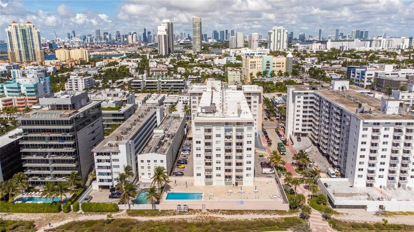 Small Image of 345 OCEAN DR #320, Miami Beach Number 21