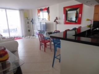 Small Image of 345 OCEAN DR #320, Miami Beach Number 6