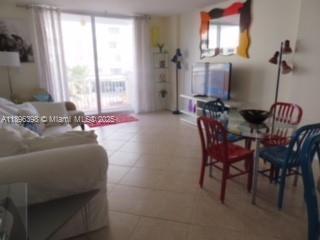 Small Image of 345 OCEAN DR #320, Miami Beach Number 7