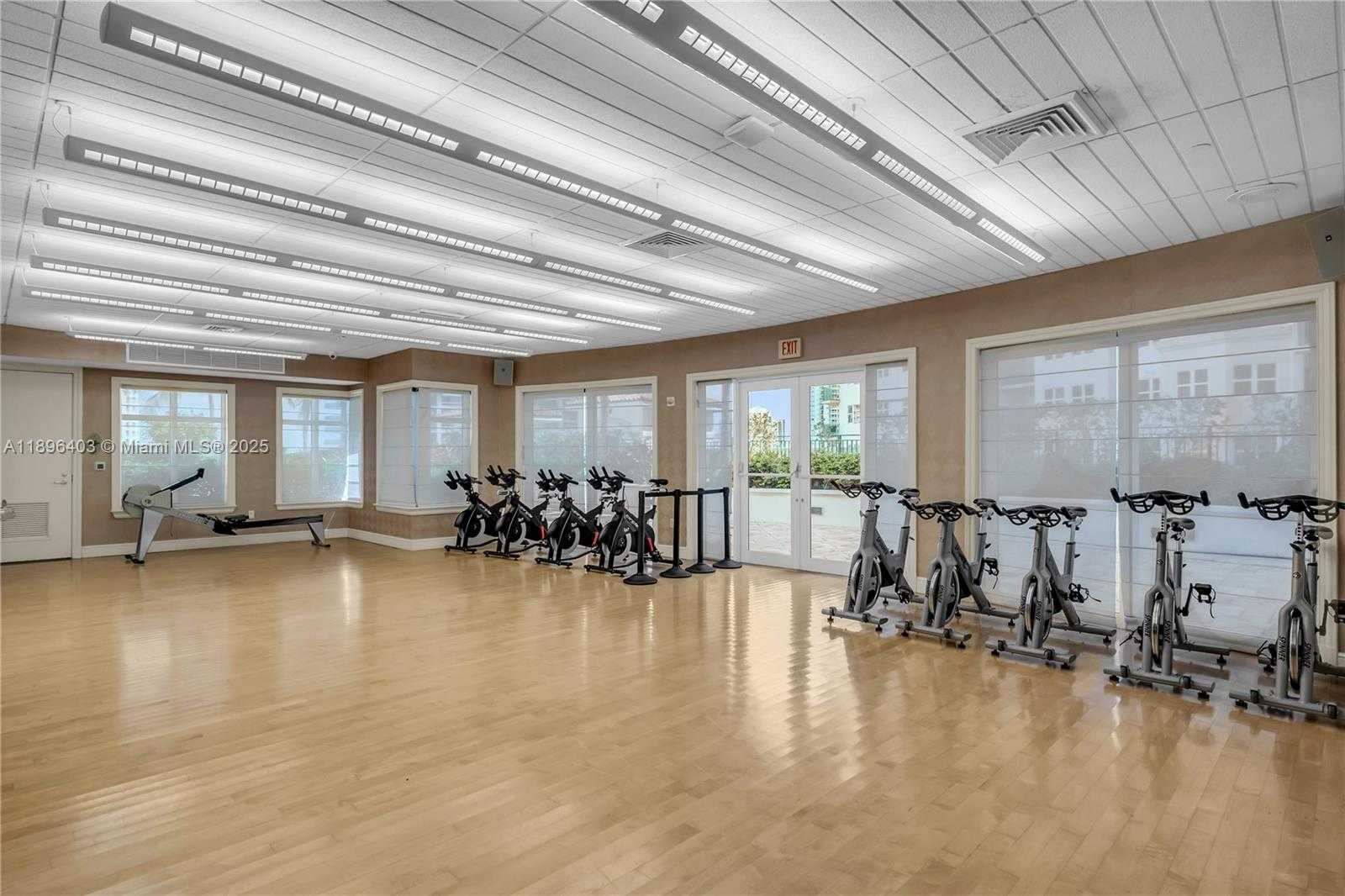 Small Image of 20000 EAST COUNTRY CLUB DR #501, Aventura Number 35
