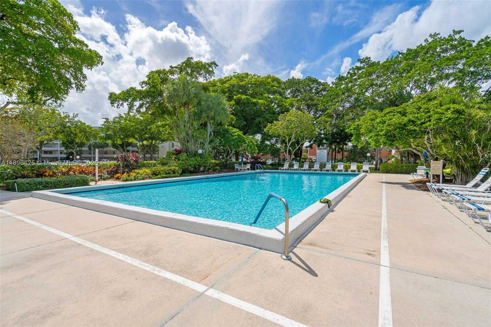 Small Image of 3680 NORTH 56TH AVE #809, Hollywood Number 19