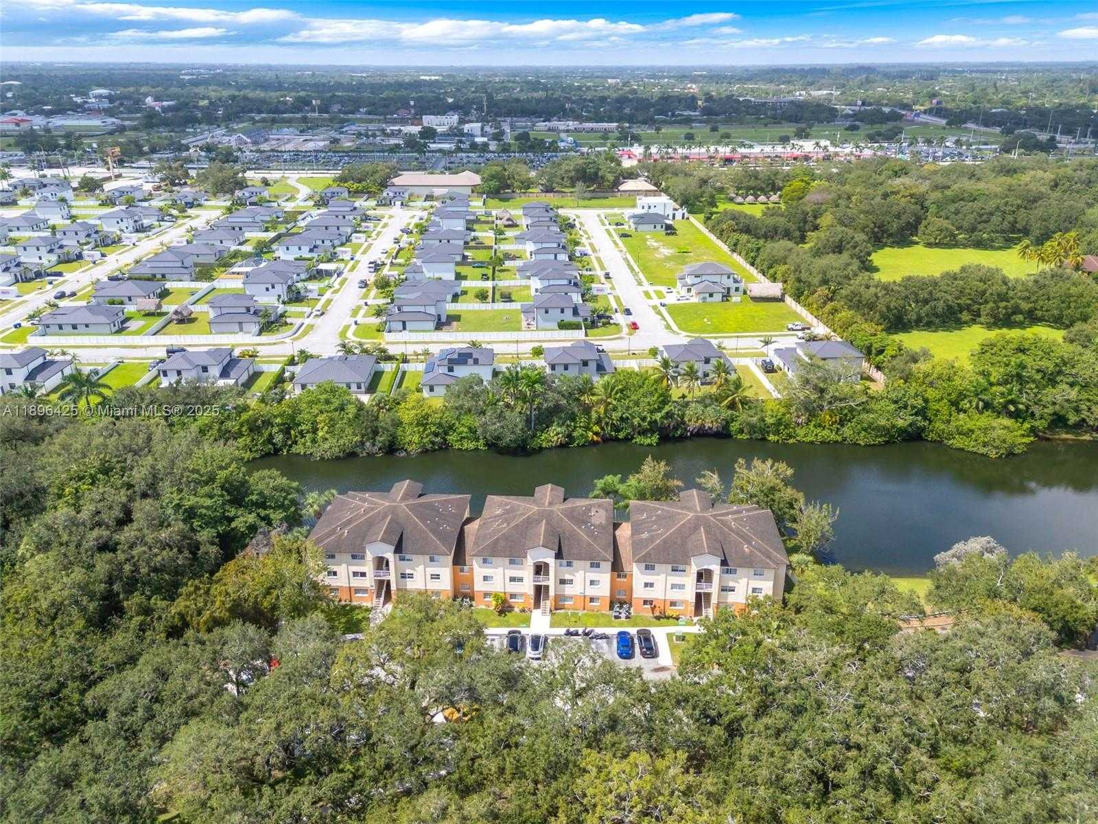 Small Image of 3680 NORTH 56TH AVE #809, Hollywood Number 24