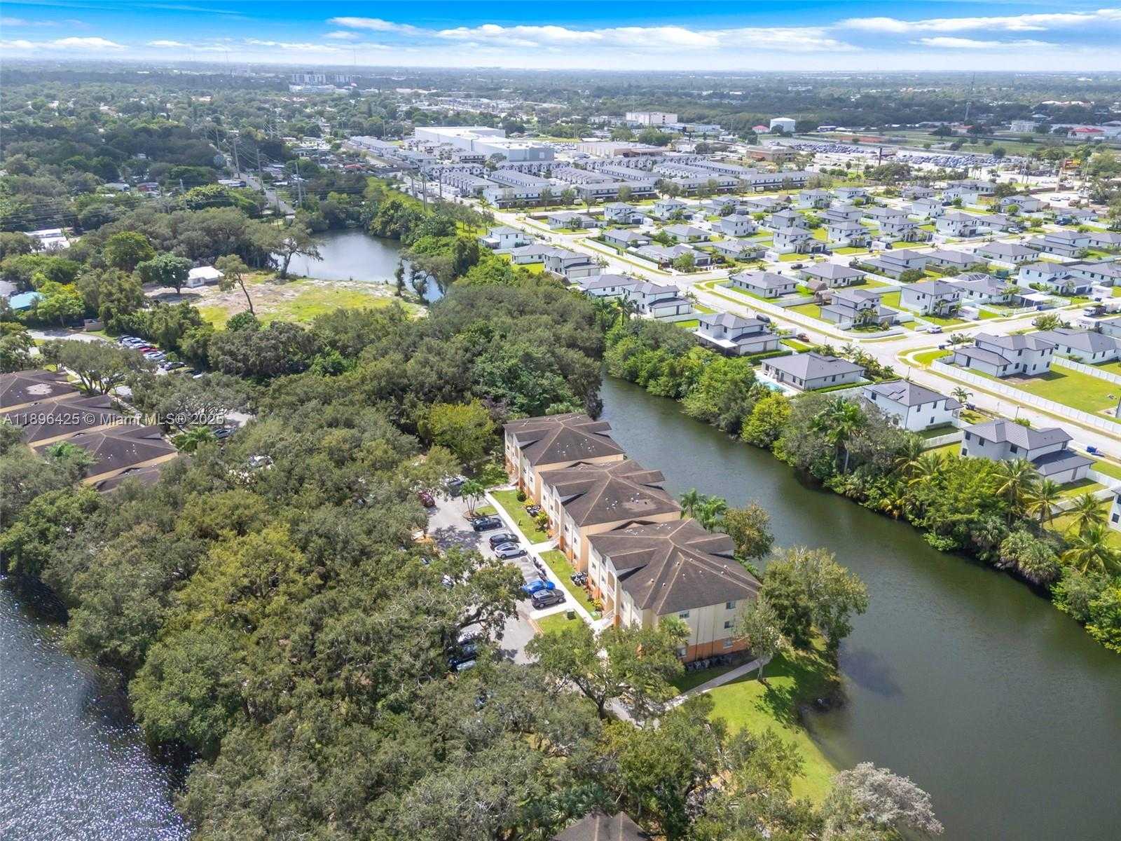 Small Image of 3680 NORTH 56TH AVE #809, Hollywood Number 26