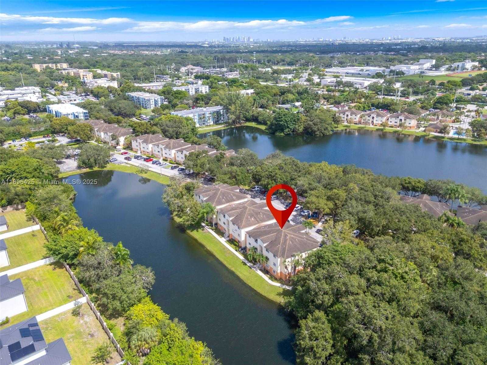 Small Image of 3680 NORTH 56TH AVE #809, Hollywood Number 31