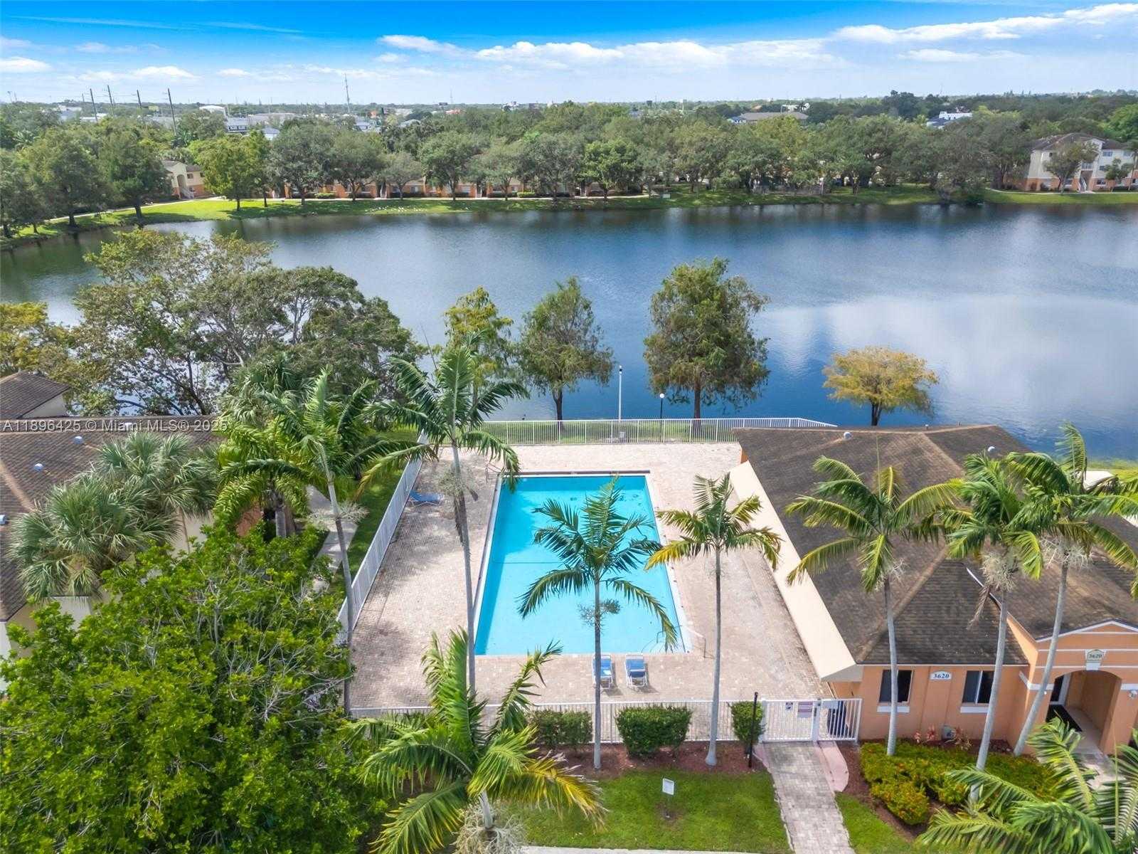 Small Image of 3680 NORTH 56TH AVE #809, Hollywood Number 40