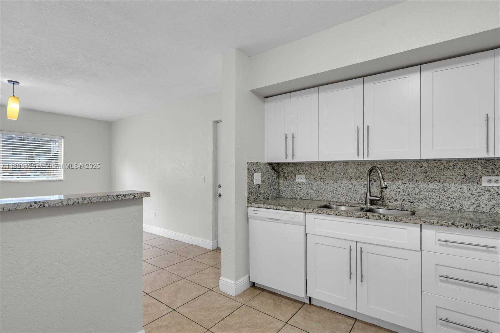 Small Image of 3680 NORTH 56TH AVE #809, Hollywood Number 5