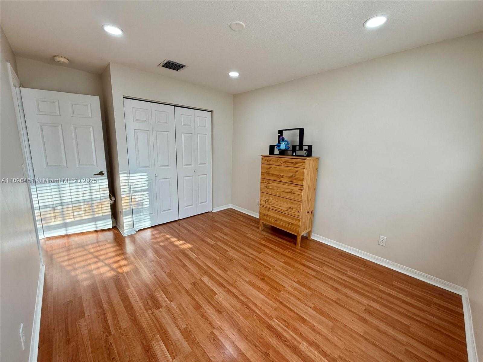 Small Image of 1115 NORTH WEST 132ND AVE, Pembroke Pines Number 14