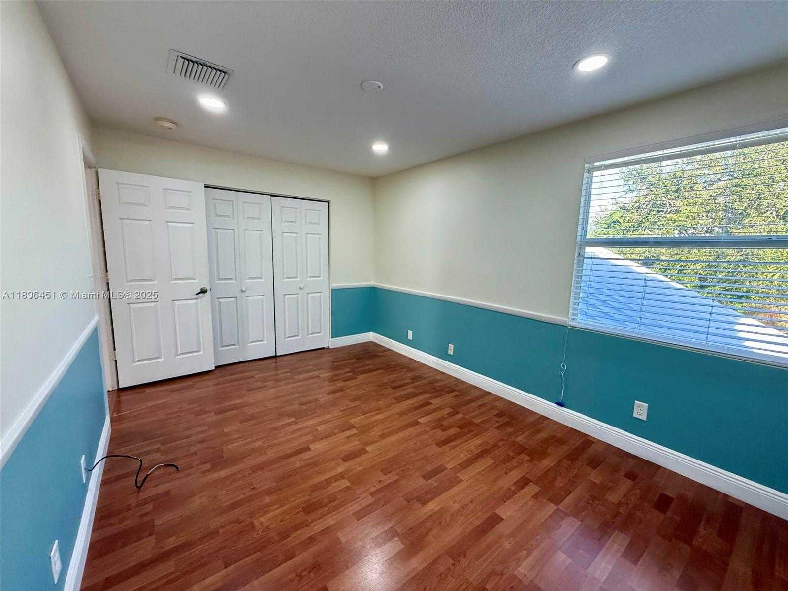Small Image of 1115 NORTH WEST 132ND AVE, Pembroke Pines Number 15