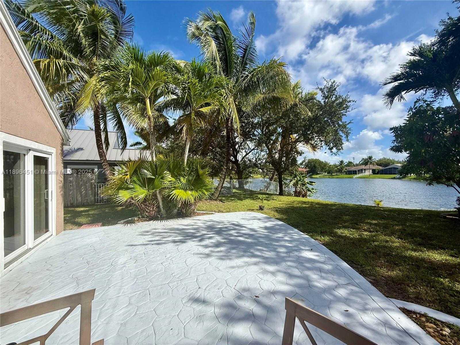 Small Image of 1115 NORTH WEST 132ND AVE, Pembroke Pines Number 21