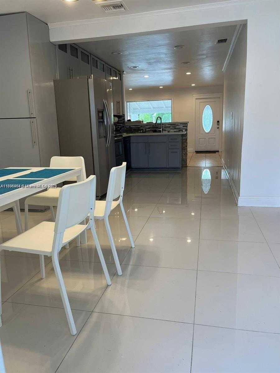 Small Image of 6431 HAYES ST #2, Hollywood Number 10