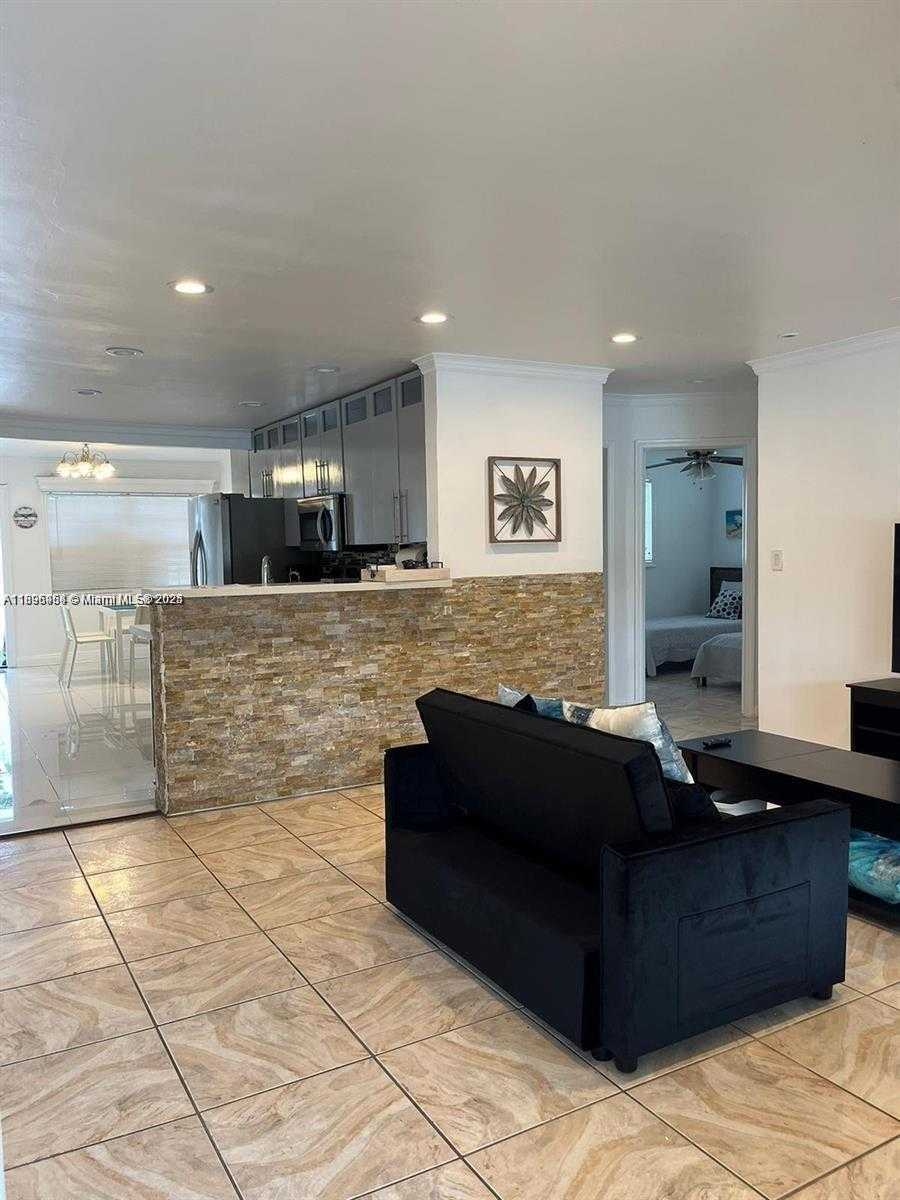 Small Image of 6431 HAYES ST #2, Hollywood Number 11