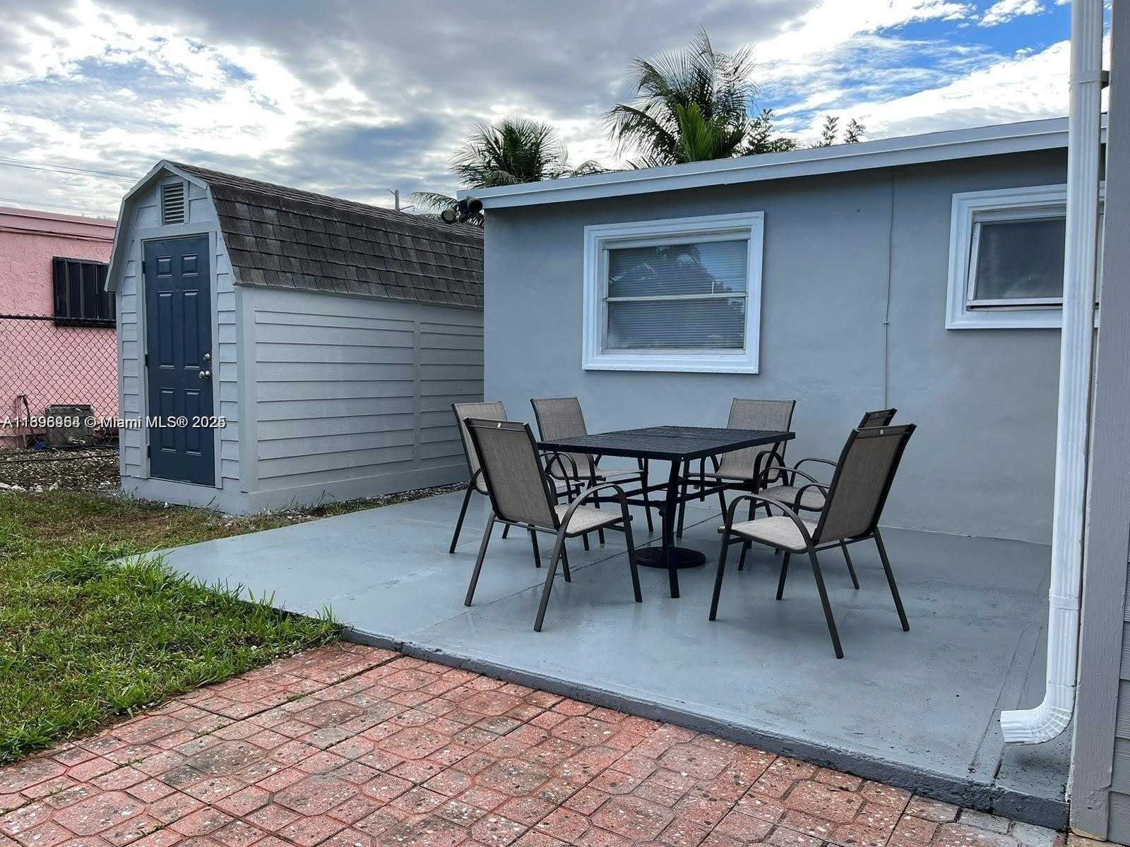 Small Image of 6431 HAYES ST #2, Hollywood Number 14