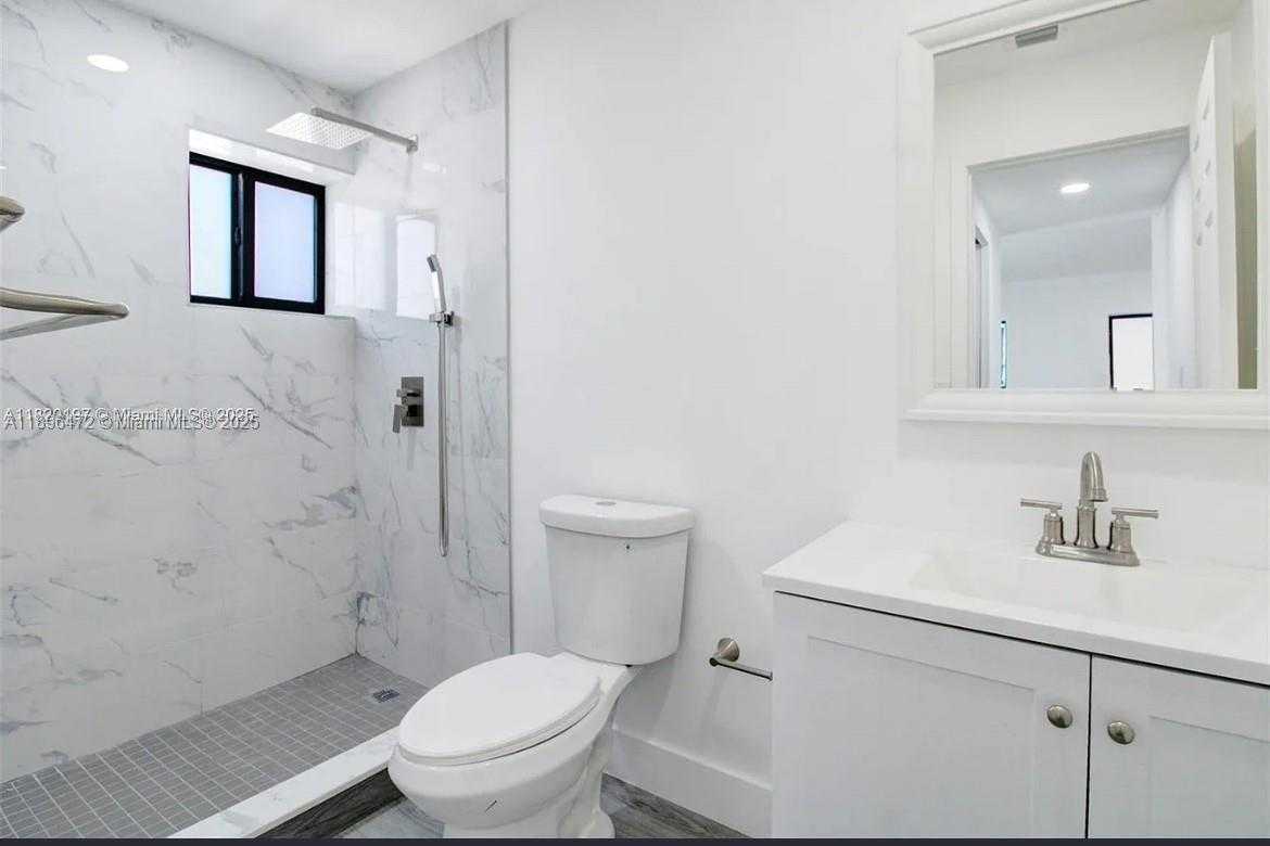 Small Image of 13885 NORTH WEST 5TH AVE, North Miami Number 12