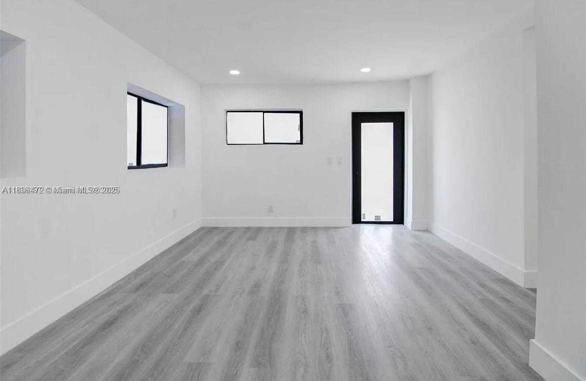 Small Image of 13885 NORTH WEST 5TH AVE, North Miami Number 5