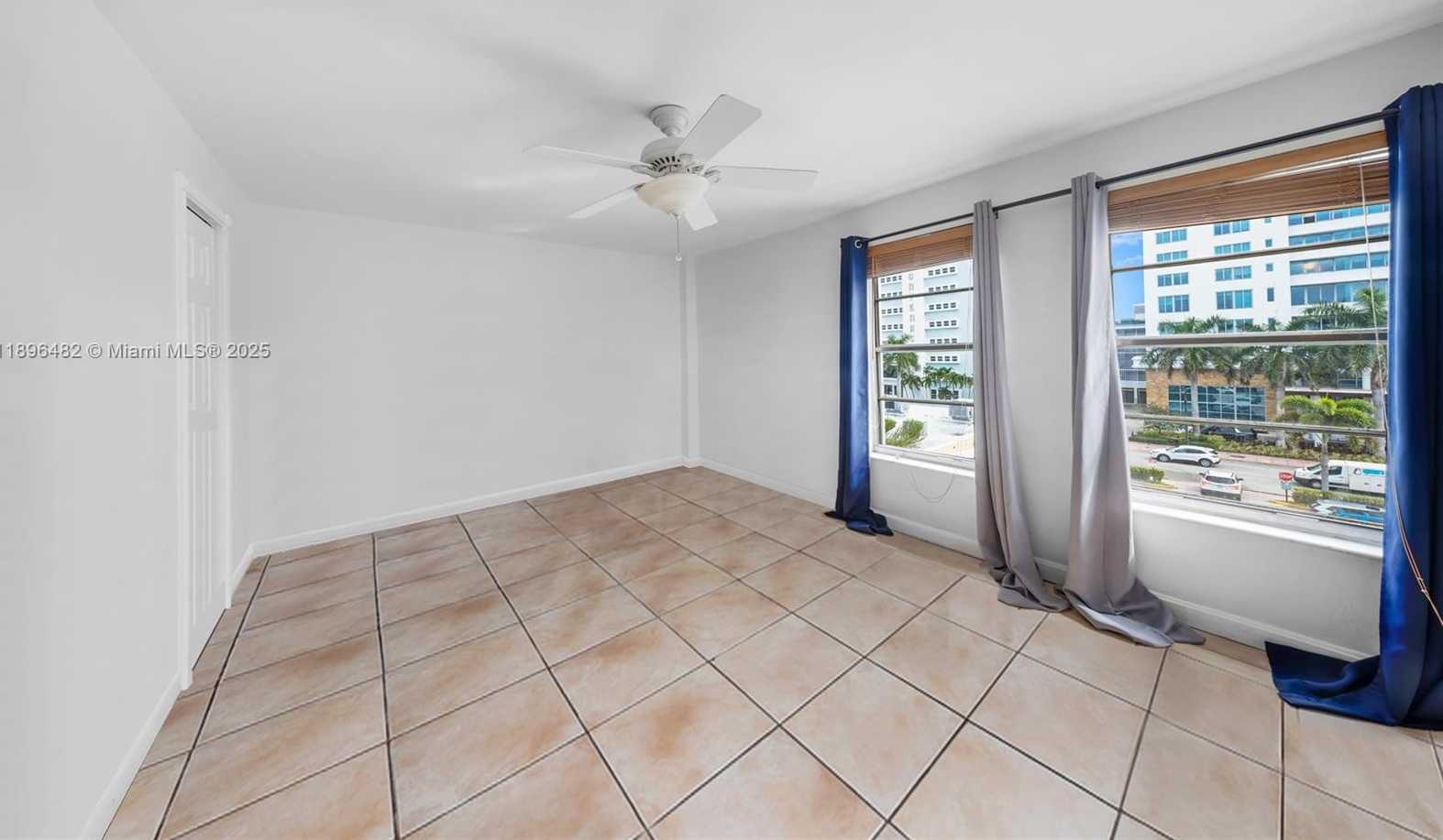 Small Image of 6545 INDIAN CREEK DR #504, Miami Beach Number 14