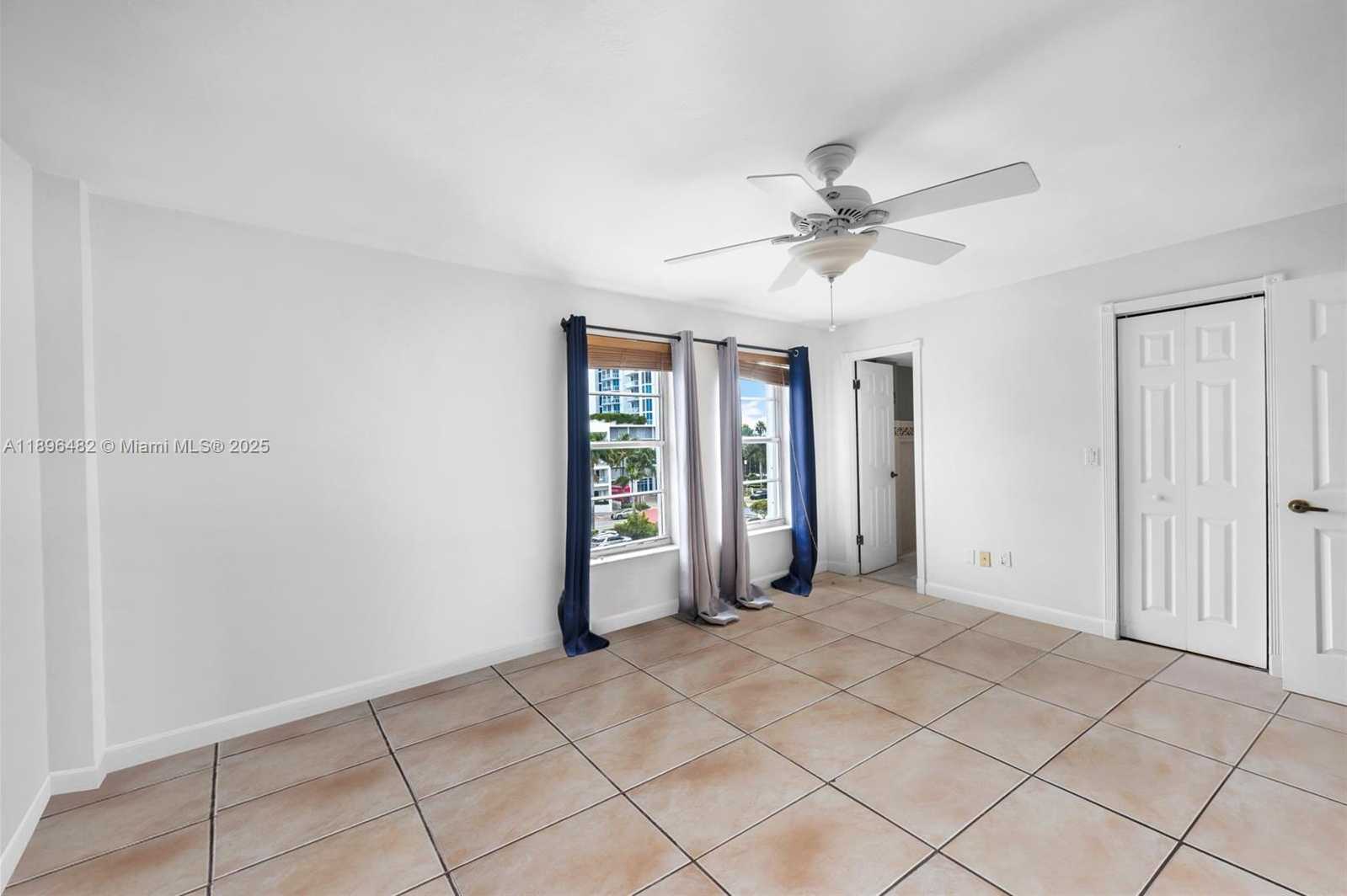 Small Image of 6545 INDIAN CREEK DR #504, Miami Beach Number 40