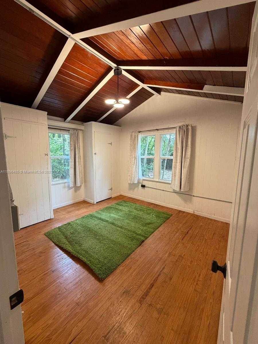 Small Image of 491 NORTH EAST 163RD ST #1, Miami Number 4