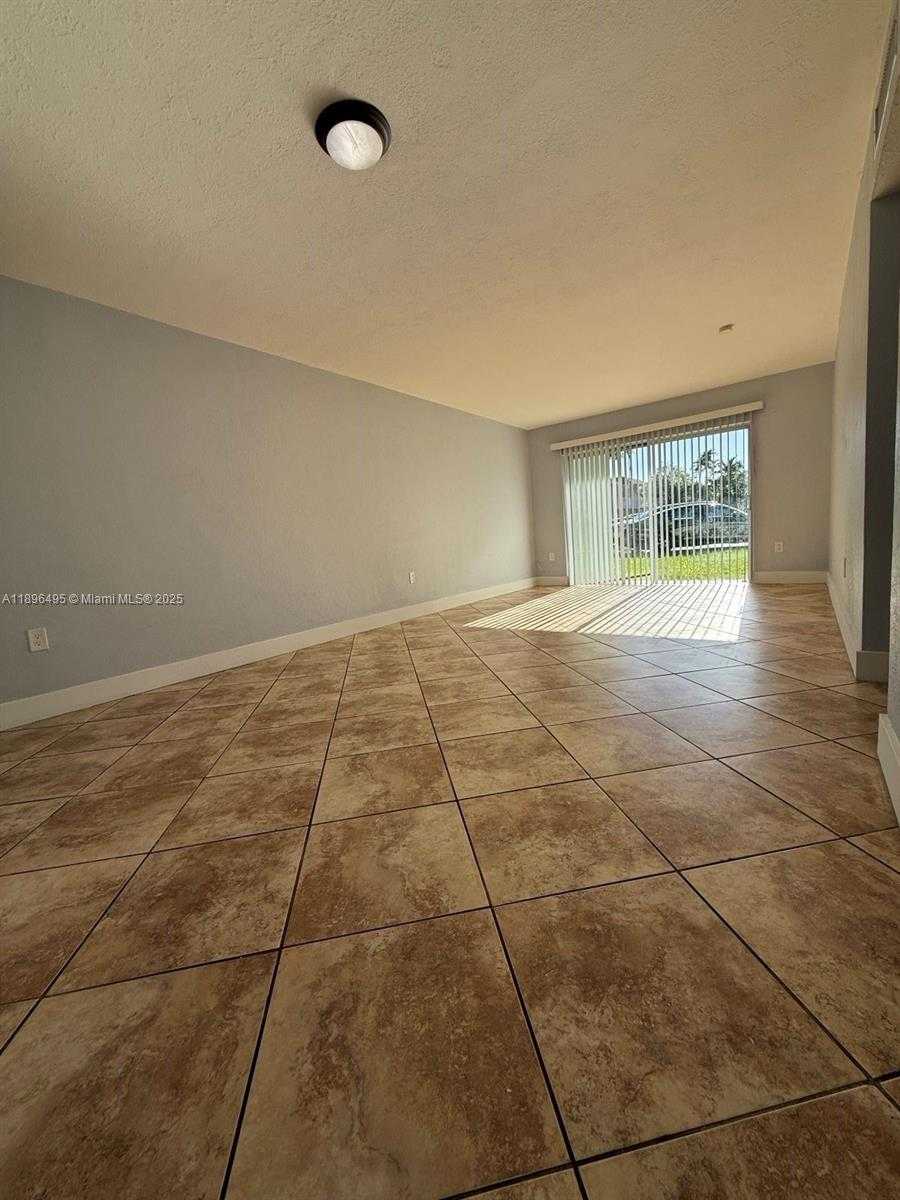 Small Image of 7600 SOUTH WEST 82ND ST #J114, Miami Number 12