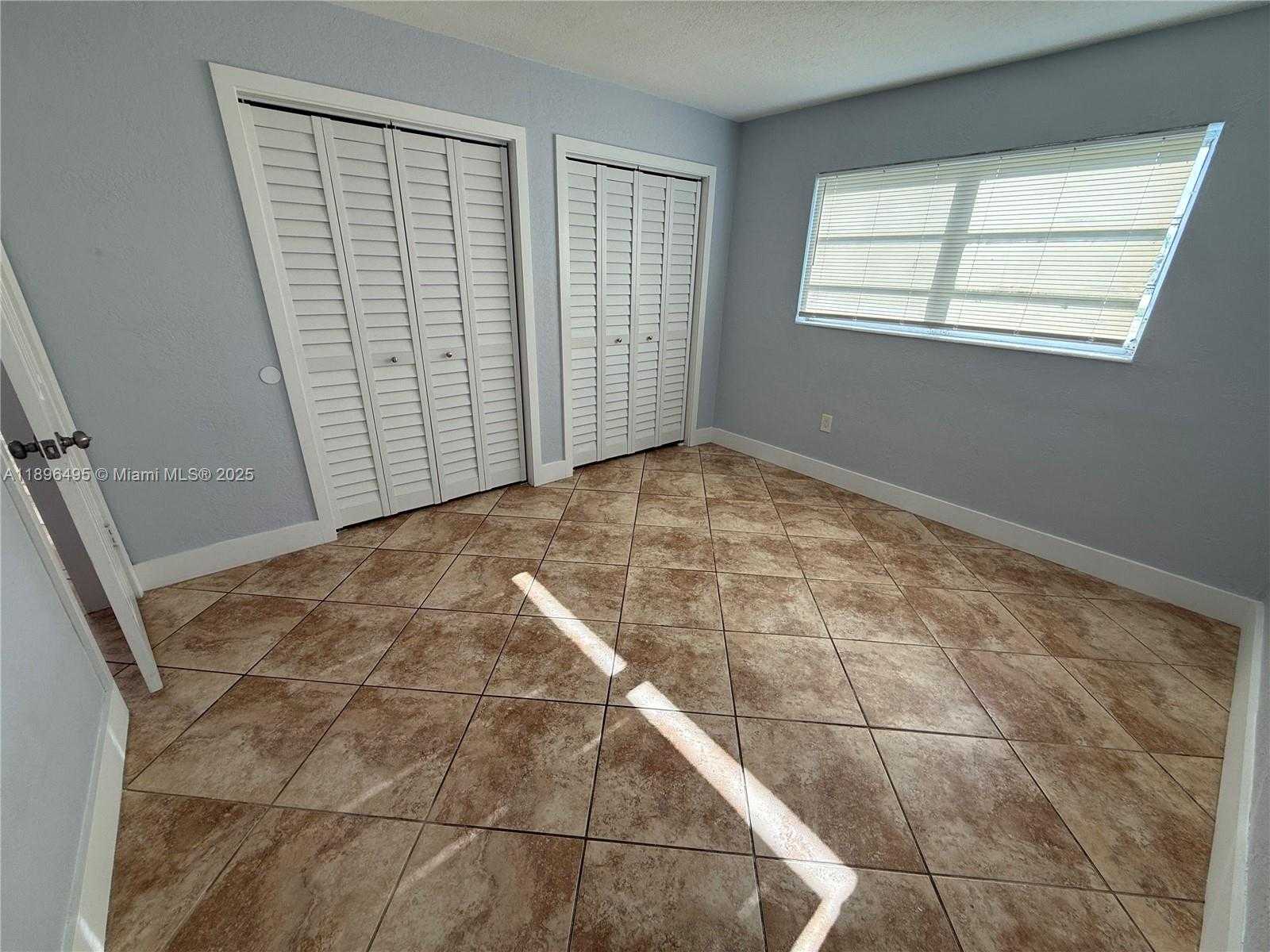 Small Image of 7600 SOUTH WEST 82ND ST #J114, Miami Number 3