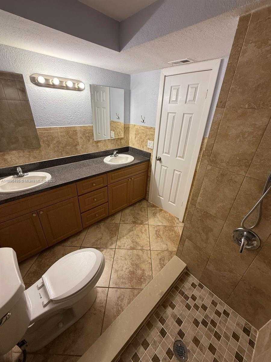 Small Image of 7600 SOUTH WEST 82ND ST #J114, Miami Number 8
