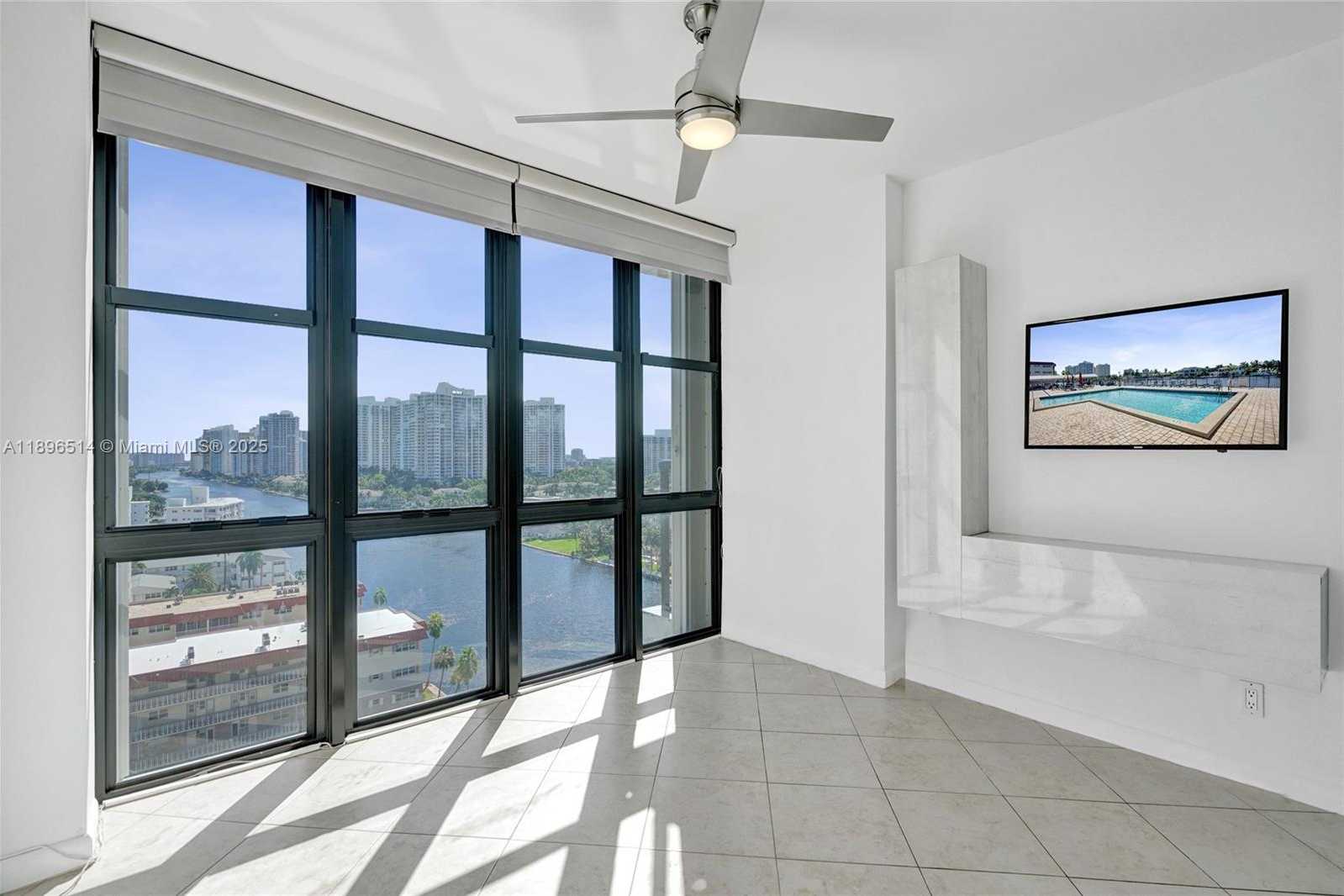 Small Image of 2017 SOUTH OCEAN DR #1408, Hallandale Beach Number 25