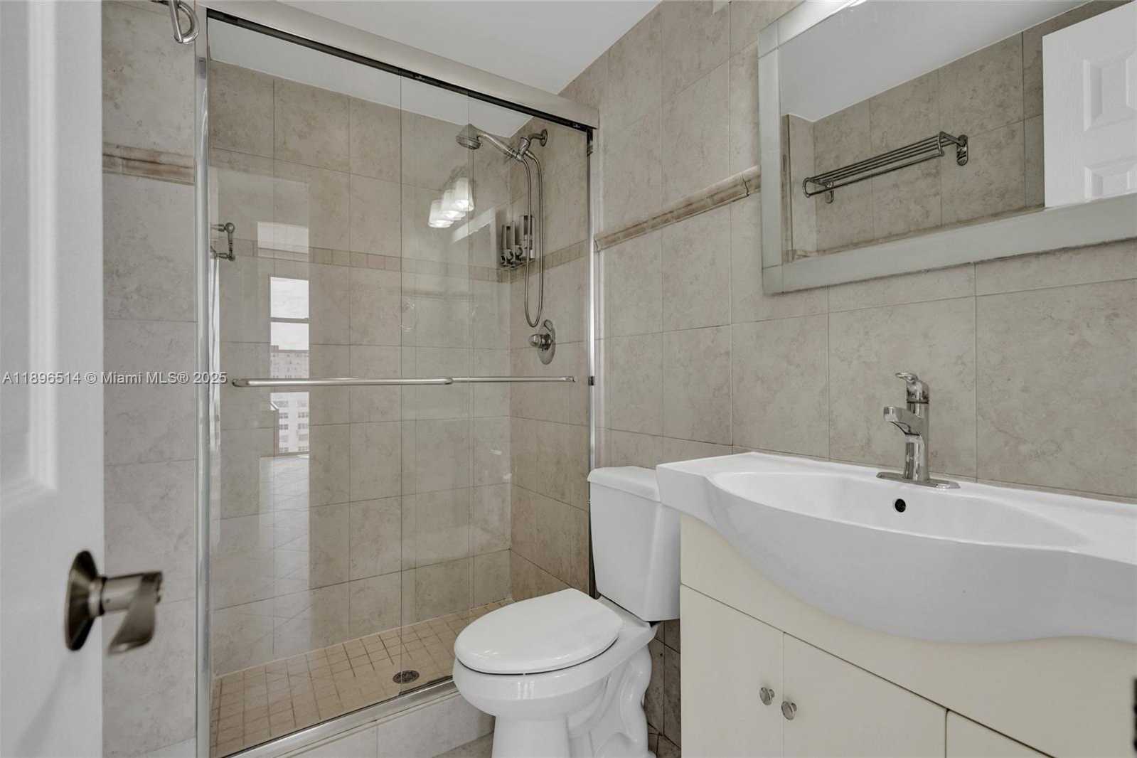 Small Image of 2017 SOUTH OCEAN DR #1408, Hallandale Beach Number 28