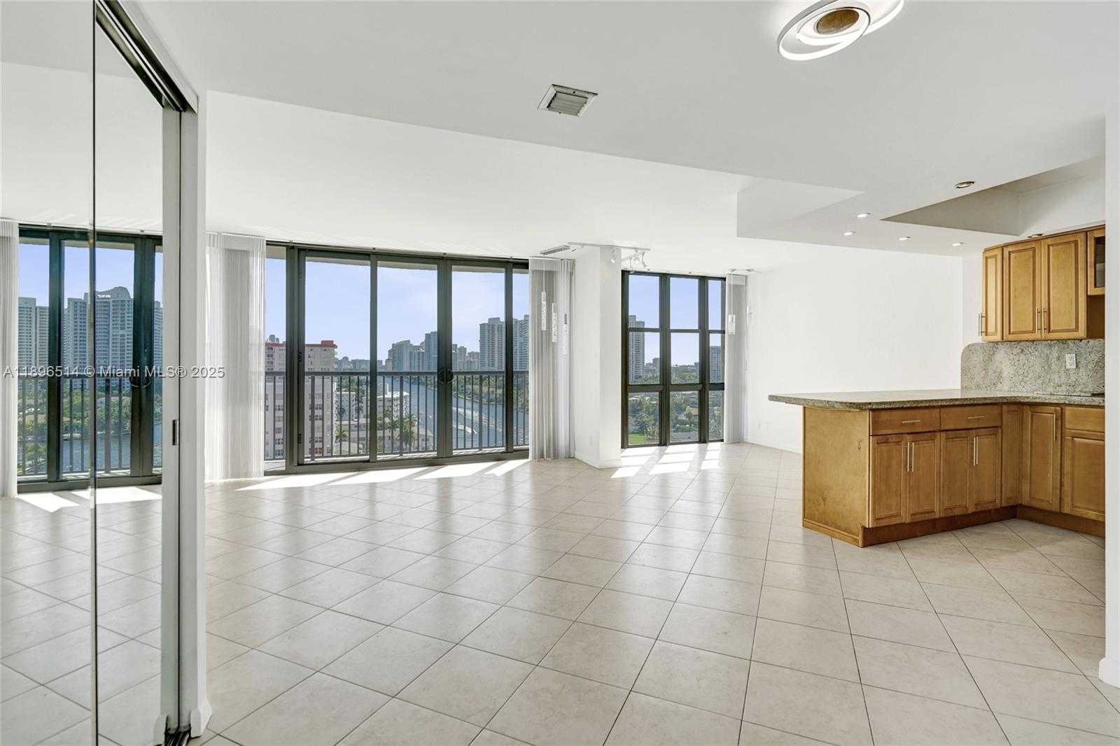 Small Image of 2017 SOUTH OCEAN DR #1408, Hallandale Beach Number 5