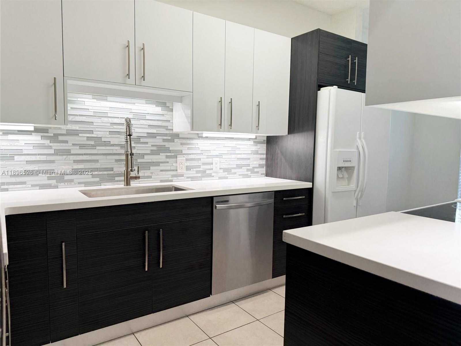 Small Image of 10235 PANAMA ST, Cooper City Number 10
