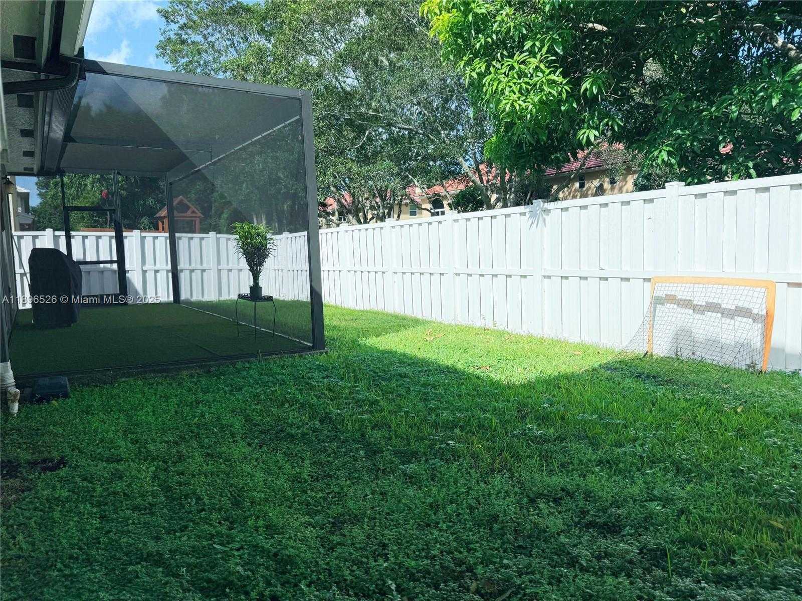 Small Image of 10235 PANAMA ST, Cooper City Number 32