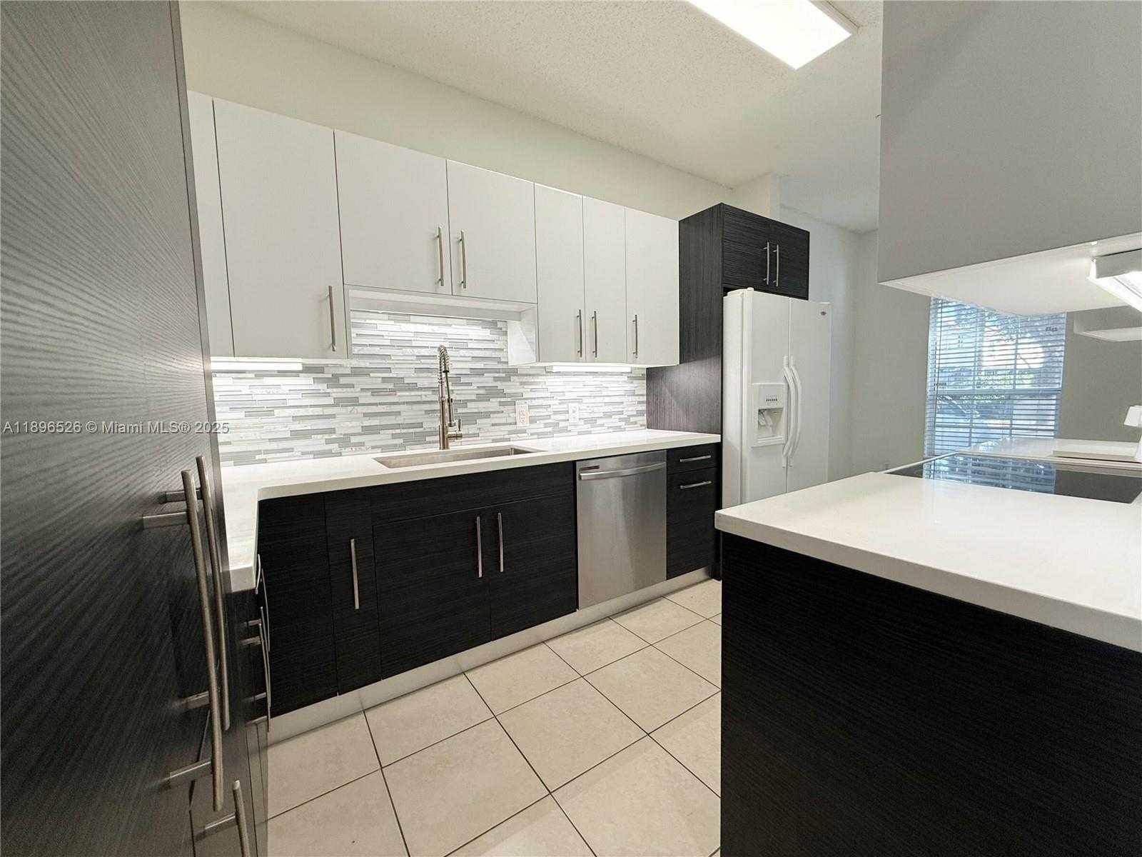 Small Image of 10235 PANAMA ST, Cooper City Number 8