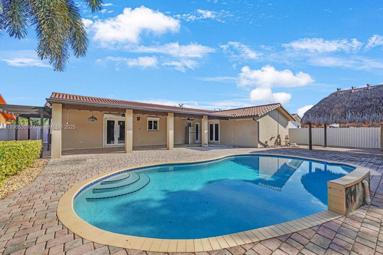 Small Image of 14020 SOUTH WEST 38TH ST, Miami Number 20