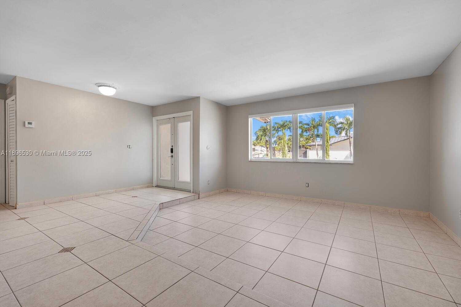 Small Image of 14020 SOUTH WEST 38TH ST, Miami Number 3