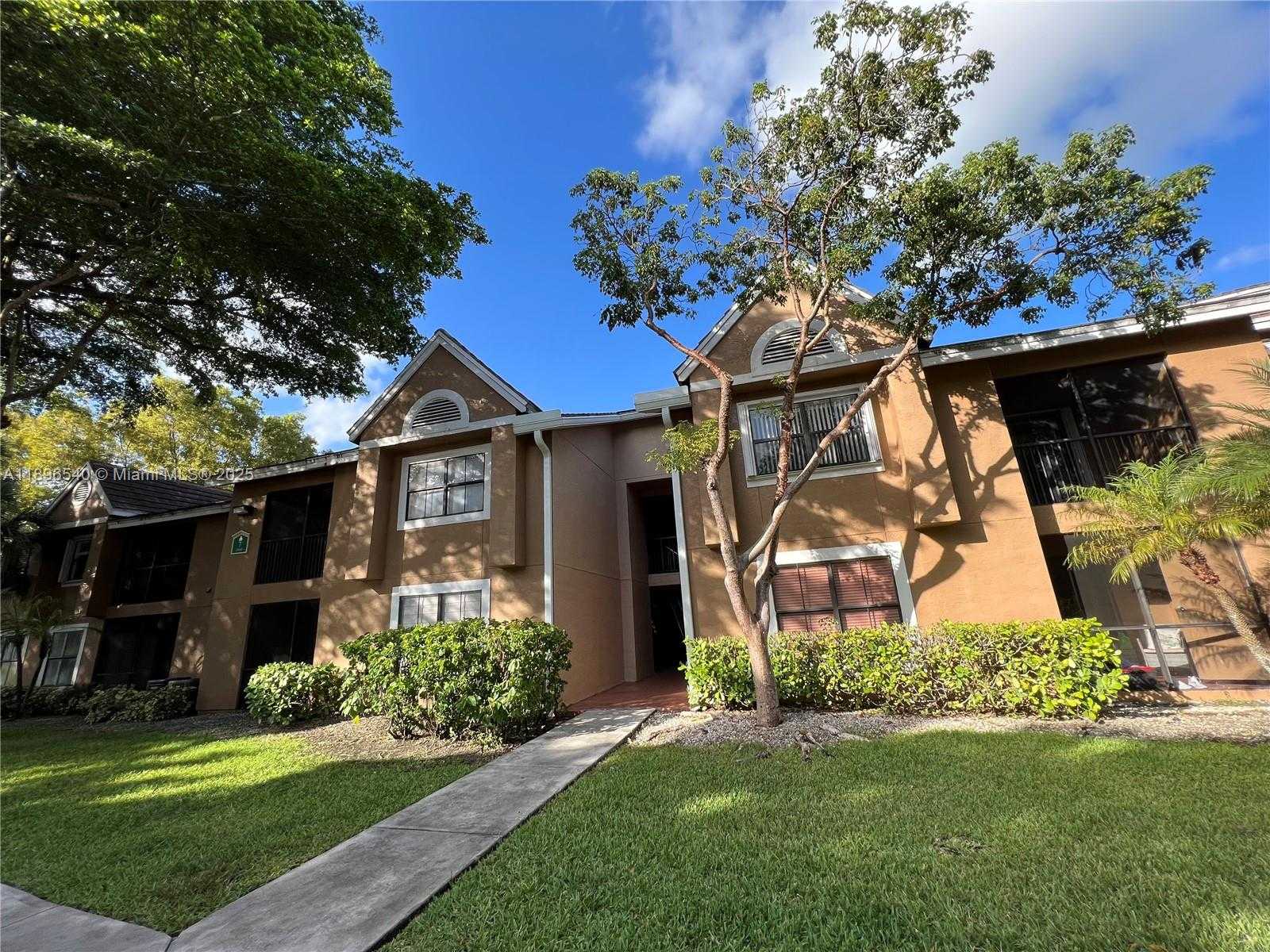 Small Image of 15689 SOUTH WEST 106TH LN #706, Miami Number 2